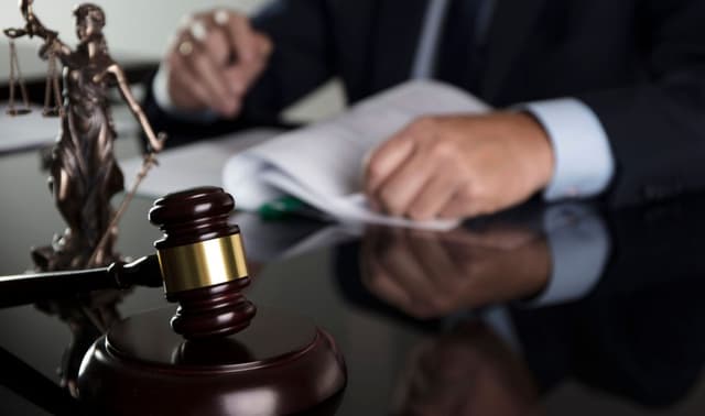 Abogado penalista: la clave para una defensa eficaz ante la justicia